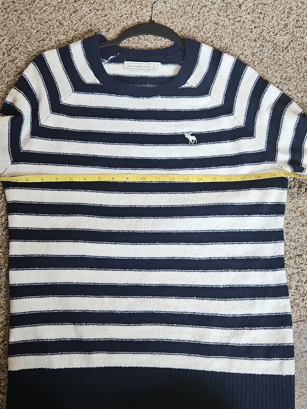 Abercrombie & Fitch Navy and White Striped Crewneck Sweater - Picture 4 of 6